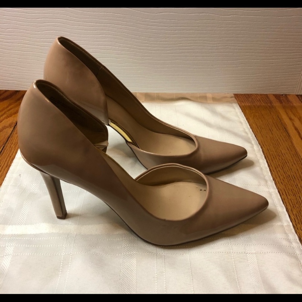 Merona Nude Tan Patent Heels w Pointed Toe Sz 8.5 - Picture 3 of 7